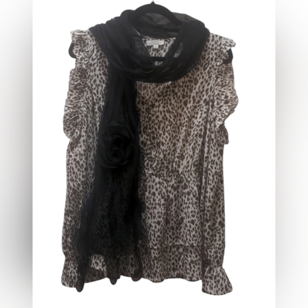 Delicate Black Semi-Sheer Flower Scarf